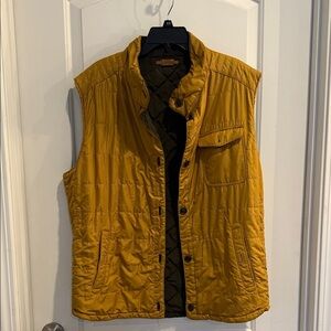 Massimo Dutti Golden Quilted Vest